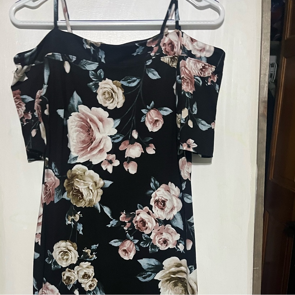 Fashion Nova Floral Dress Size L